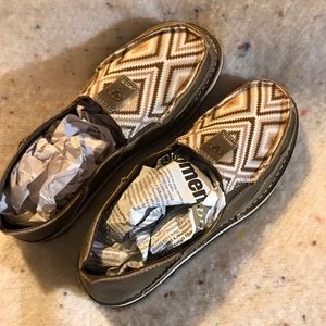 Ariat Ladies Cruiser Brown Bomber